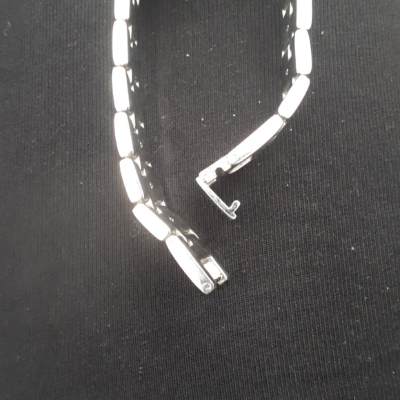 Bezel Women's Watch - Picture 2 of 4